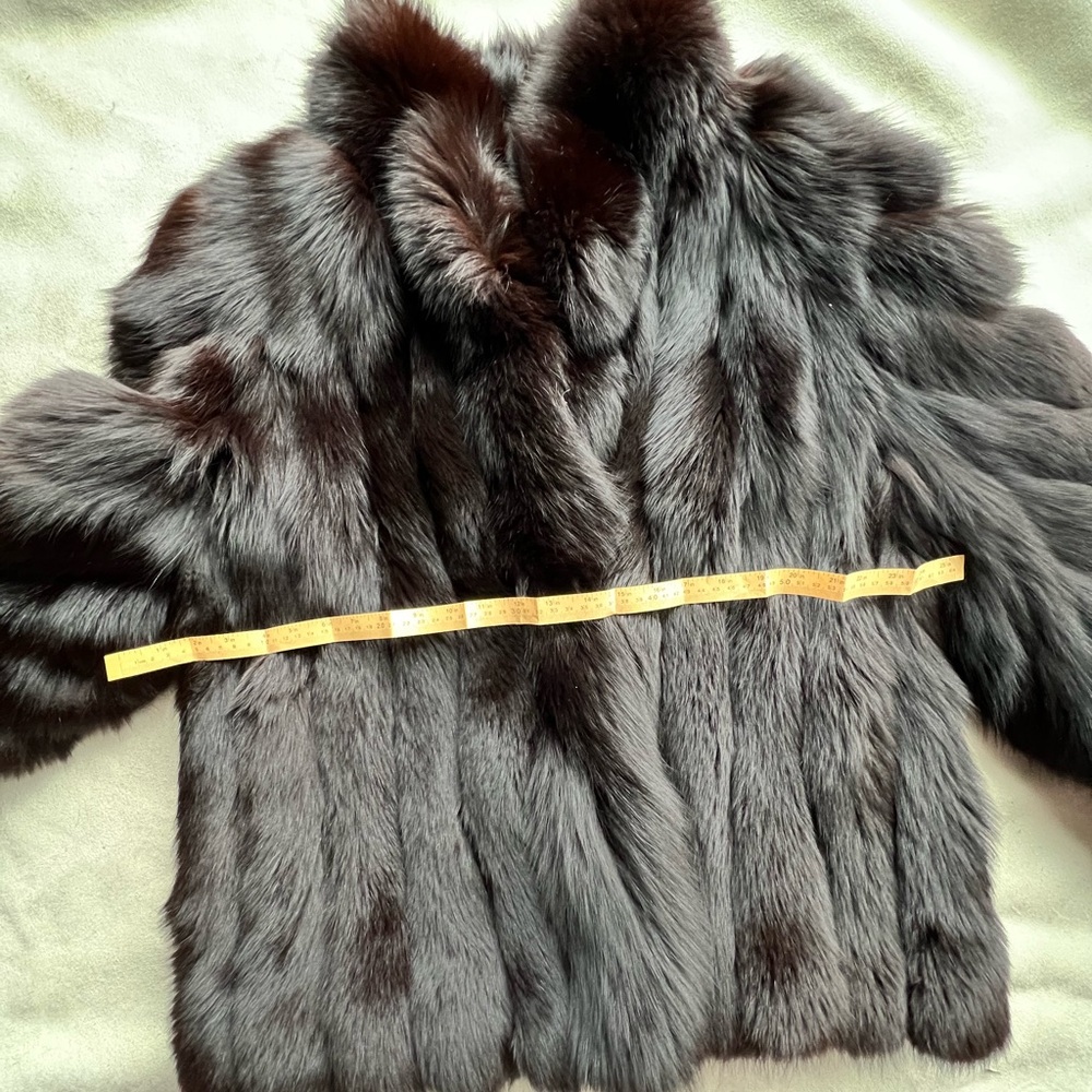 Gorgeous Brown Fox Fur Coat - Picture 7 of 14
